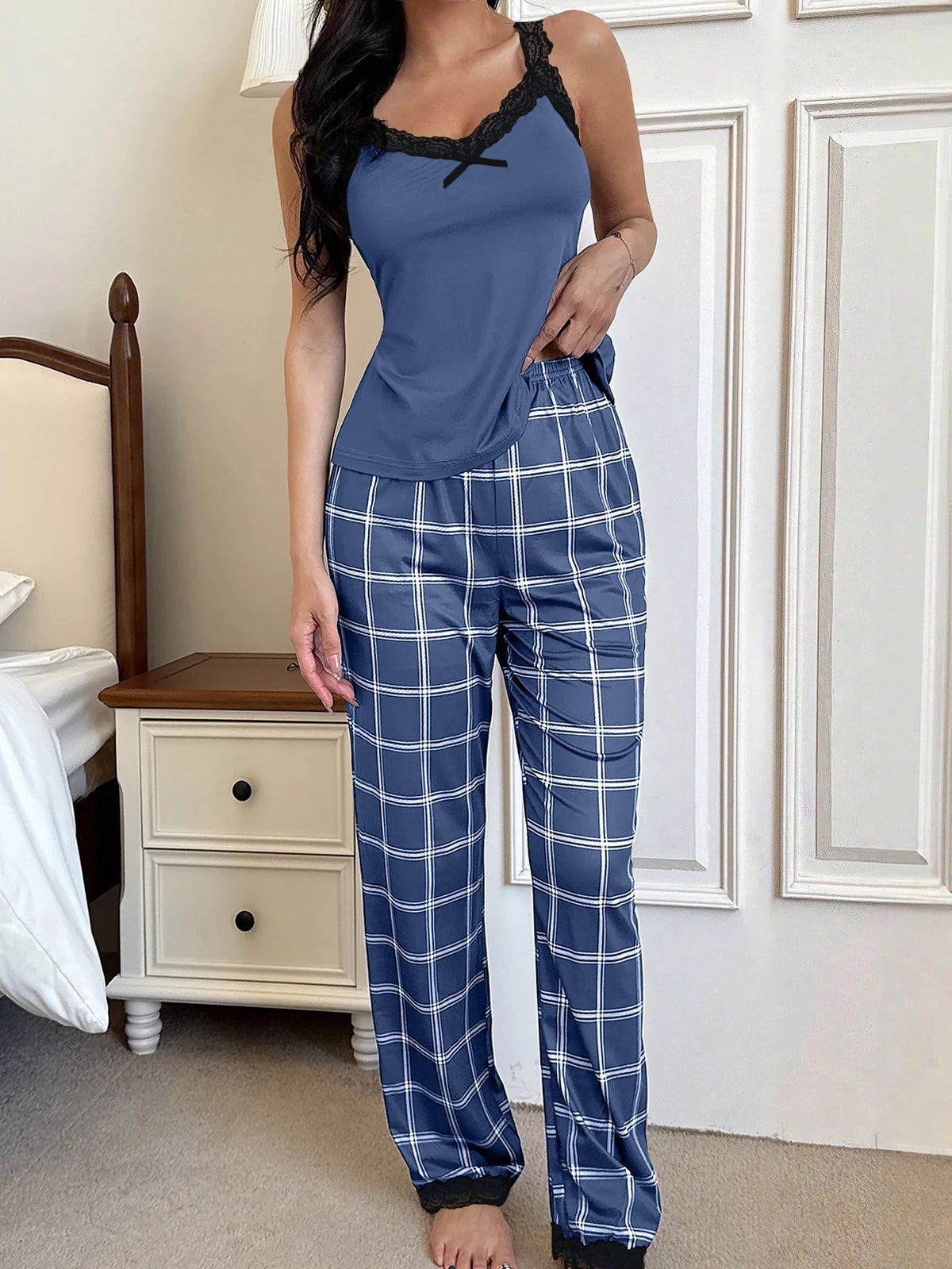  Pijama Feminino de Malha Regata e Calça Xadrez
