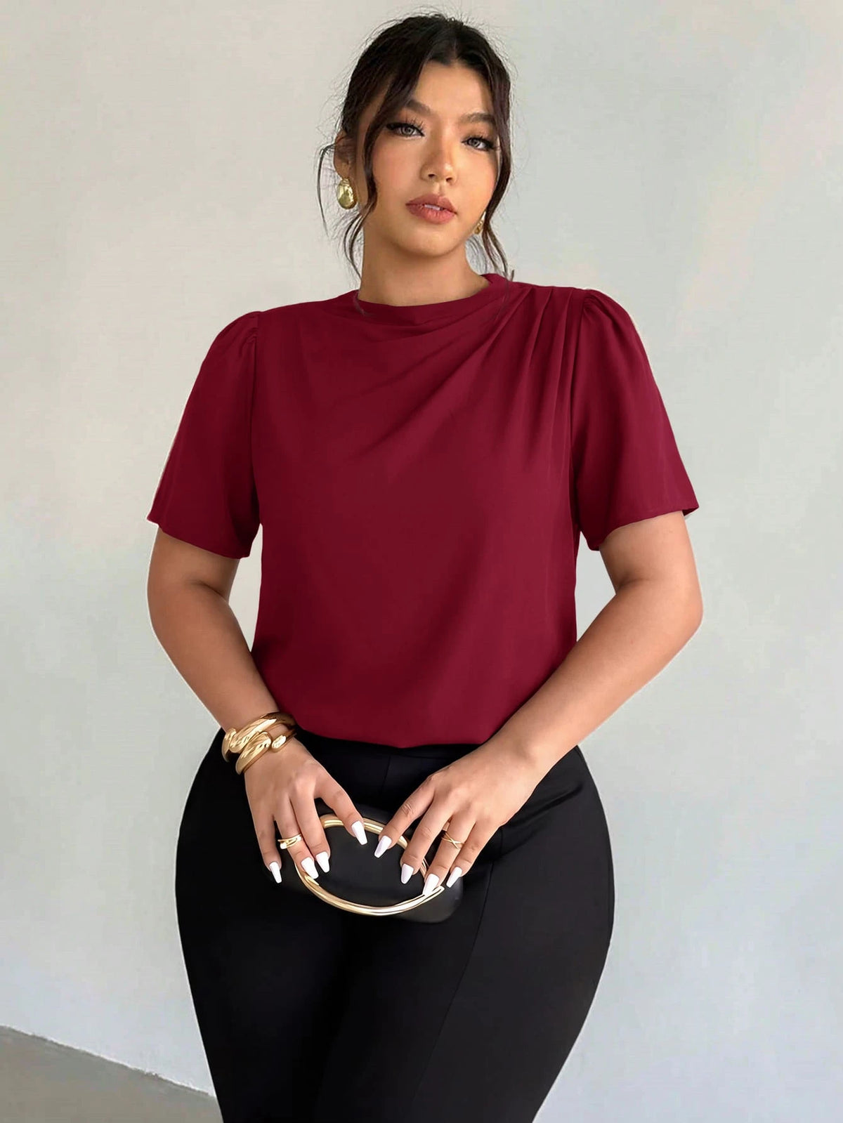 Blusa Plus Size Feminina Gola Alta Manga Curta