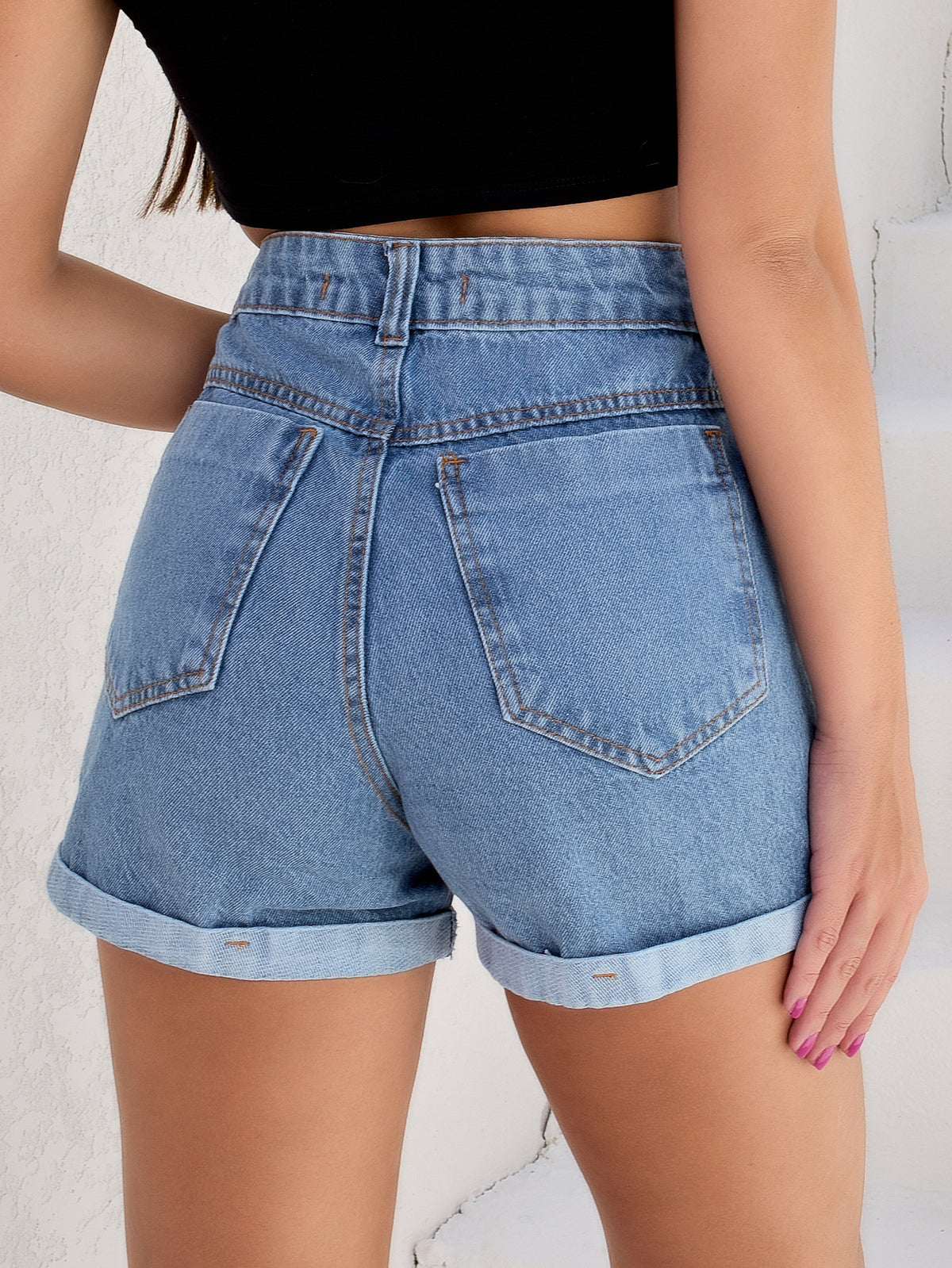 Short Jeans Feminino Liso