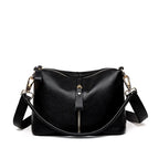 Bolsa Feminina Tiracolo de Couro com Zíper Frontal Média