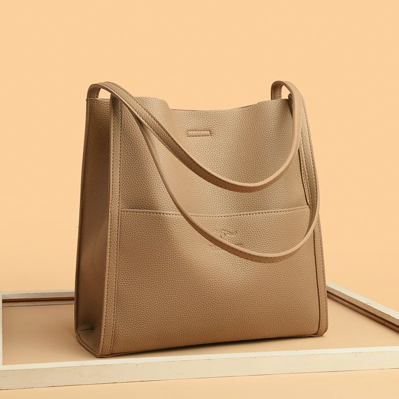 Bolsa Grande de Couro Legítimo Feminina de Ombro 