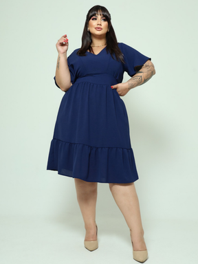 Vestido Curto Plus Size Manga Curta