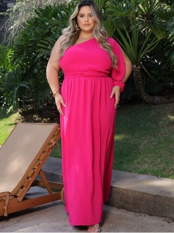 Vestido Feminino Manga Única Plus Size Curve Longo Com Fenda e Abertura Na Manga Elegante