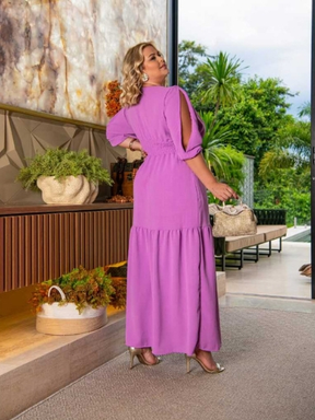 Vestido Plus size Longo Curve Tecido Duna Com Fenda e Abertura Nas Mangas Elegante Festa
