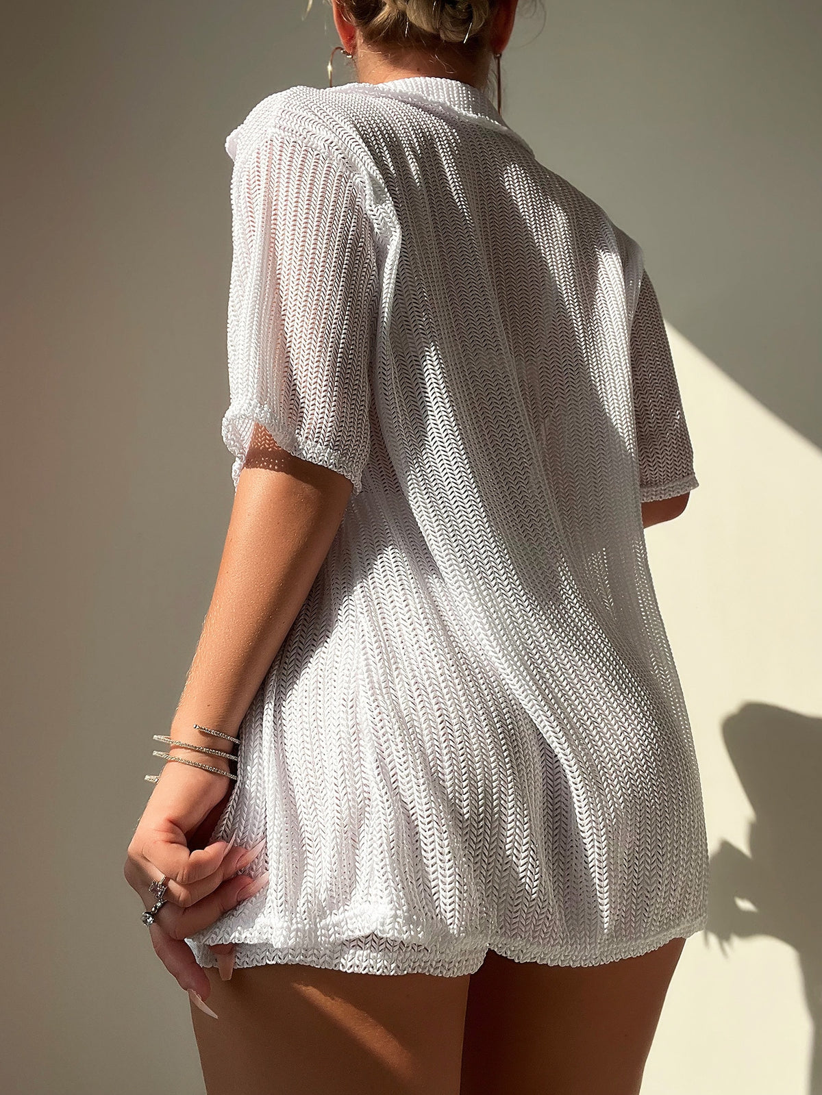 Saída de Praia Conjunto Feminino Short e Camisa Tecido Vazado