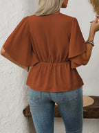 Vionelle Blusa Feminina Plus Size Elegante Estilo Francês com Decote em V, Decoração com Botões, Cintura Marcada, Barra Evasê e Manga Curta, Marrom, Verão, Escritório, Ação de Graças